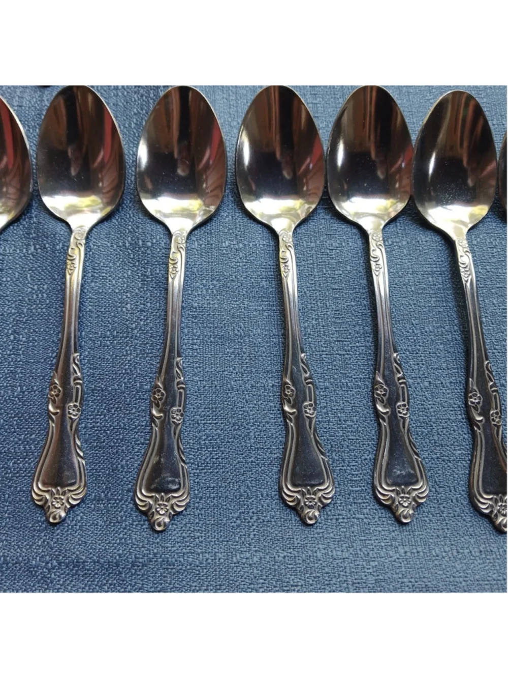 Oneida 23 piece